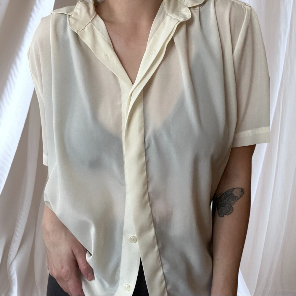 Elegant Cream Women's Blouse